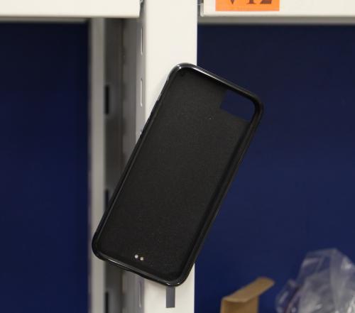 Skimblocker Magnet Designwallet iPhone 6s/7/8/SE 2nd Gen.