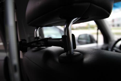 Nakkestøtteholder til iPad & Tablet