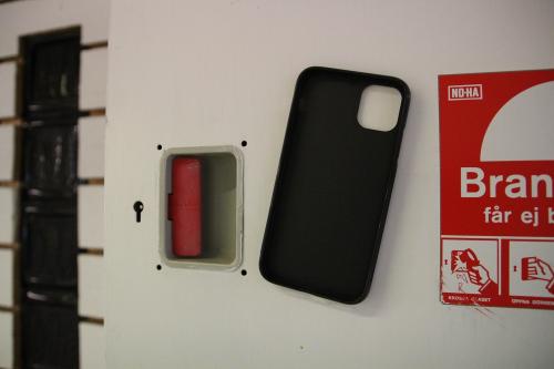 Skimblocker XL Magnet Wallet iPhone 11 (6.1)