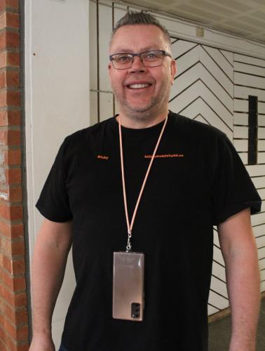 Mobilhalsbånd / Phone Neck Strap