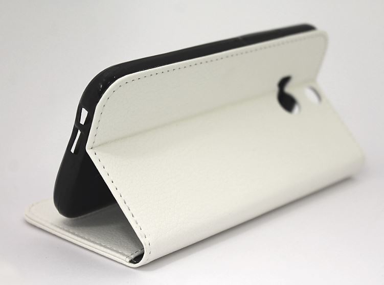 Standcase wallet HTC One (M8)